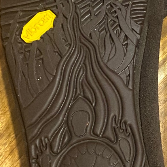 Manitobah Mukluks suede beaded moccasin. Sz 6 - Picture 13 of 13